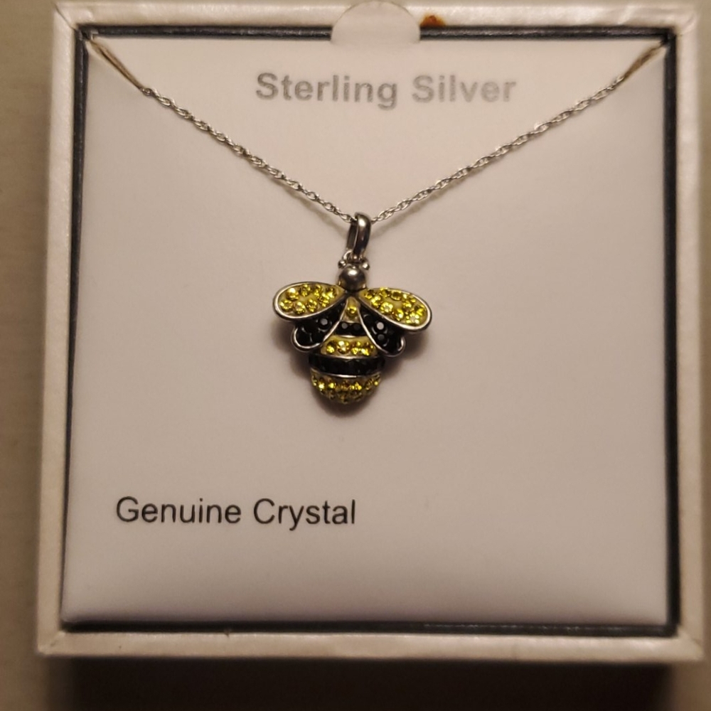 Bee necklace